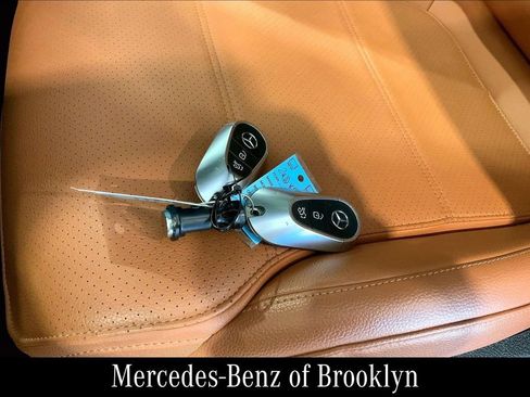 Used 2023 Mercedes-Benz C 300 4MATIC Sedan image 16