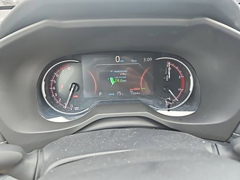 Used 2024 Toyota RAV4 XLE image 18