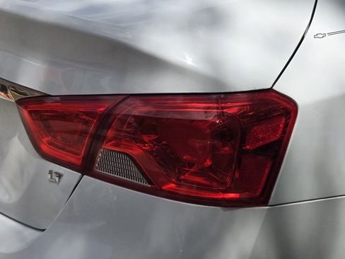 Used 2020 Chevrolet Impala LT w/ LT Convenience Package image 8