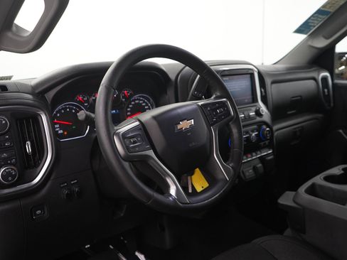 Used 2019 Chevrolet Silverado 1500 LT w/ Fleet Comfort Package AWD/4WD image 25
