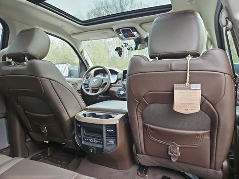 Used 2025 RAM 1500 Limited w/ Bed Utility Group image 18