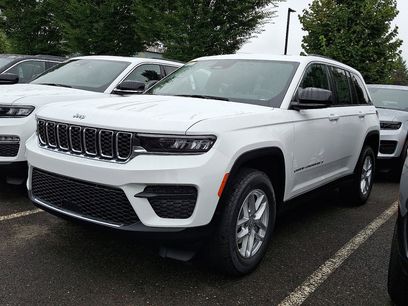 New 2025 Jeep Grand Cherokee Laredo X w/ Luxury Tech Group I