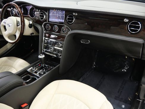 Used 2020 Bentley Mulsanne Speed RWD image 14