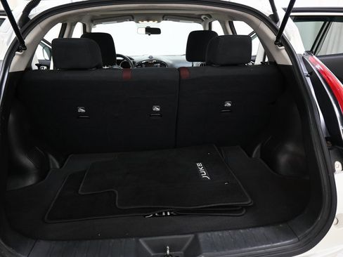 Used 2017 Nissan Juke SV image 21