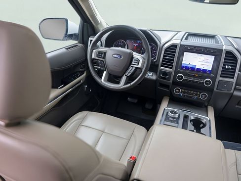 Used 2021 Ford Expedition XLT RWD image 29