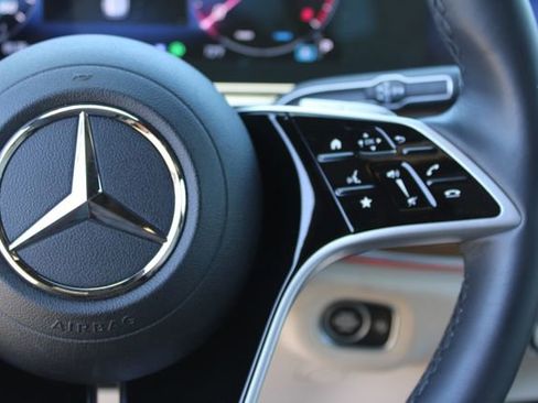 Used 2025 Mercedes-Benz GLS 450 4MATIC image 21