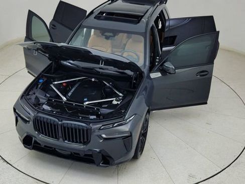 Used 2026 BMW X7 xDrive40i w/ M Sport Package AWD/4WD image 88