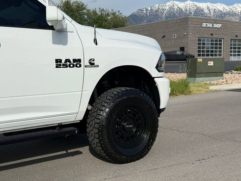 Used 2017 RAM 2500 Laramie w/ Sport Appearance Group AWD/4WD image 3
