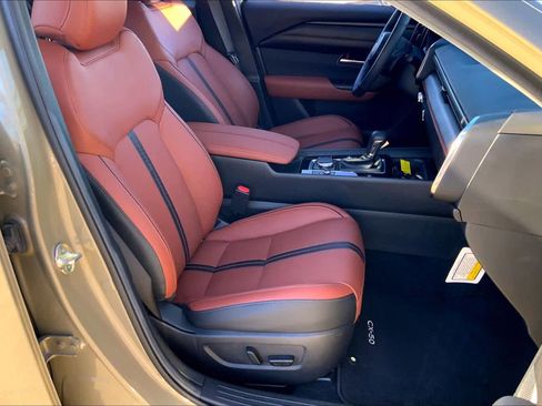 Certified 2024 MAZDA CX-50 2.5 Turbo w/ Weather Package image 8