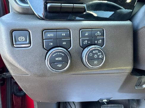 Used 2025 Chevrolet Silverado 2500 LTZ w/ LTZ Premium Package AWD/4WD image 23