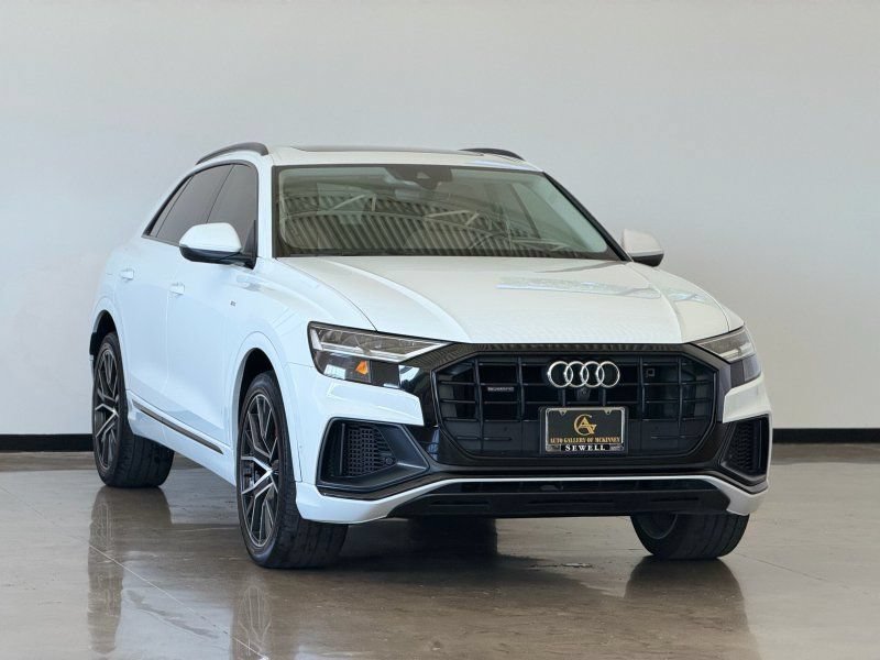 Used 2019 Audi Q8 Premium Plus w/ Premium Plus AWD/4WD image 1