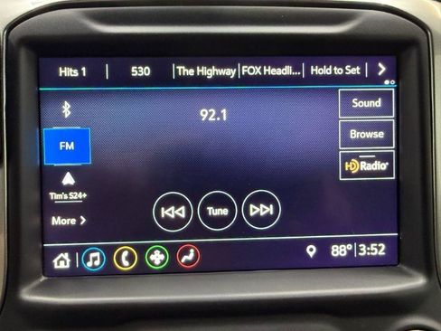 Used 2019 Chevrolet Silverado 1500 LT w/ All-Star Edition AWD/4WD image 16