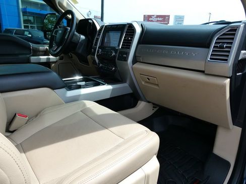 Used 2017 Ford F350 Lariat w/ Lariat Ultimate Package AWD/4WD image 14