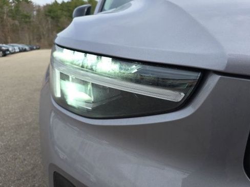 New 2026 Volvo XC40 B5 Plus w/ Climate Package AWD/4WD image 10