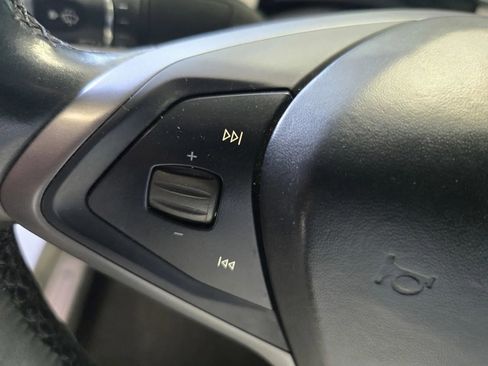 Used 2020 Tesla Model X Long Range image 13