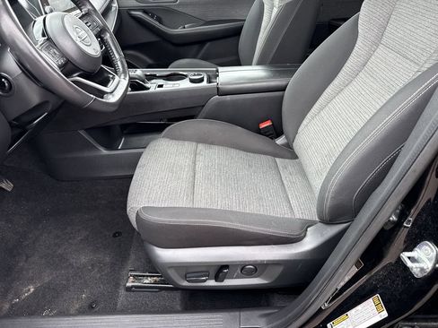 Used 2021 Nissan Rogue SV AWD/4WD image 11