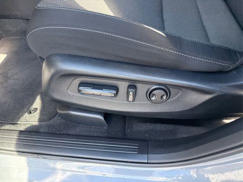 Used 2024 Honda CR-V EX image 16