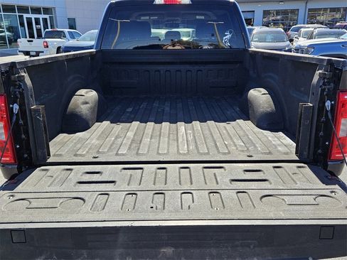 Used 2022 Ford F150 XLT w/ Equipment Group 302A High image 9