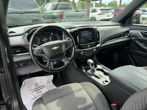 Used 2022 Chevrolet Traverse LT AWD/4WD image 30