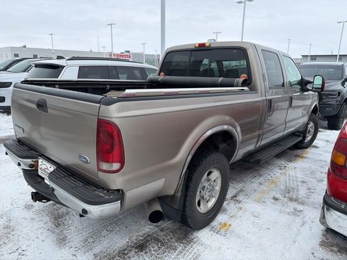 Used 2006 Ford F250 Lariat image 2