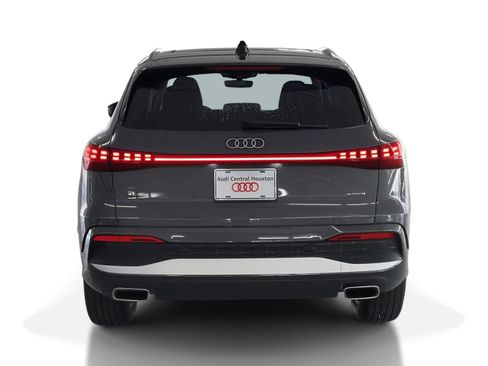 Used 2025 Audi Q5 Premium Plus w/ Premium Plus image 10