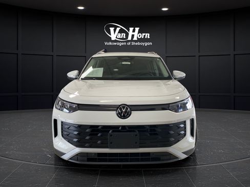 Used 2026 Volkswagen Tiguan S AWD/4WD image 8