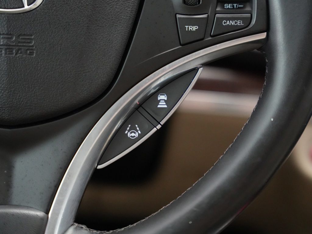 Used 2017 Acura MDX FWD image 14
