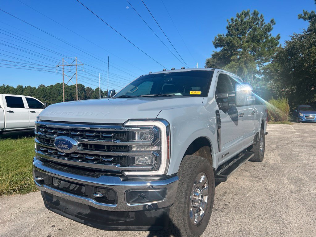 Used 2024 Ford F250 Lariat w/ Chrome Package AWD/4WD image 2