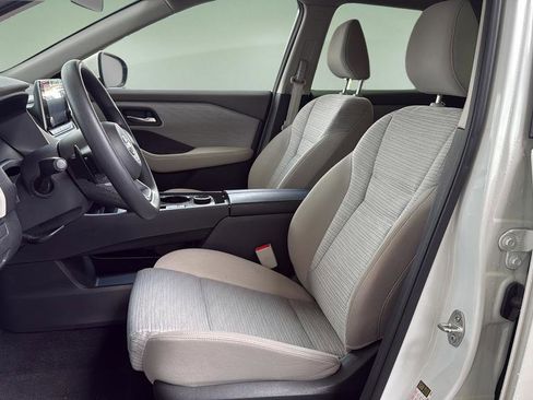Certified 2023 Nissan Rogue SV AWD/4WD image 16