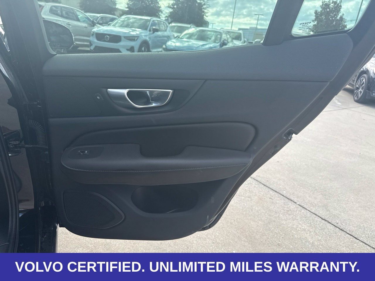 Used 2024 Volvo S60 B5 Plus FWD image 14