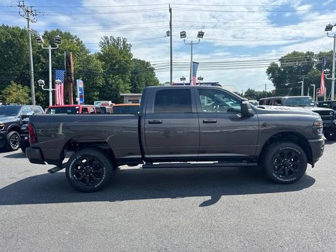 New 2026 RAM 2500 Tradesman AWD/4WD image 4