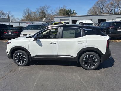 New 2026 Nissan Kicks SV w/ Cold Weather Package