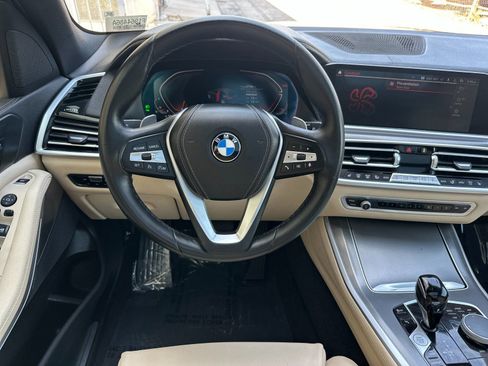 Used 2022 BMW X5 sDrive40i RWD image 16