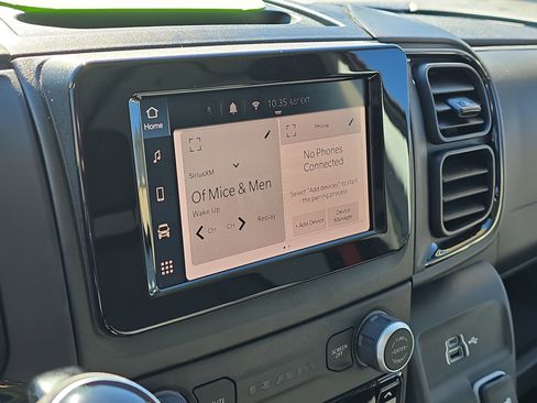 Used 2025 RAM ProMaster 2500 w/ Convenience Group image 17