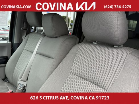 Used 2015 Ford F150 XLT image 14