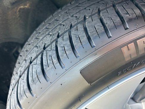 Used 2023 Tesla Model Y AWD image 12