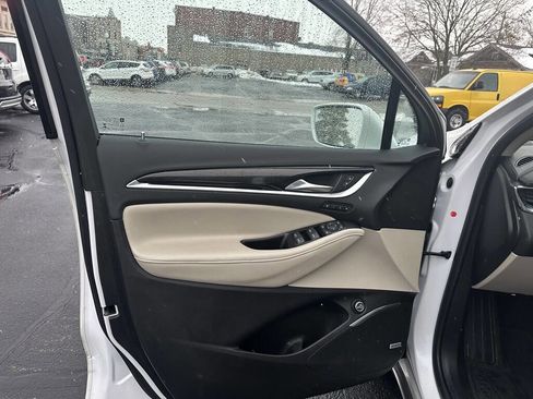 Used 2018 Buick Enclave Premium w/ Experience Buick Package image 13