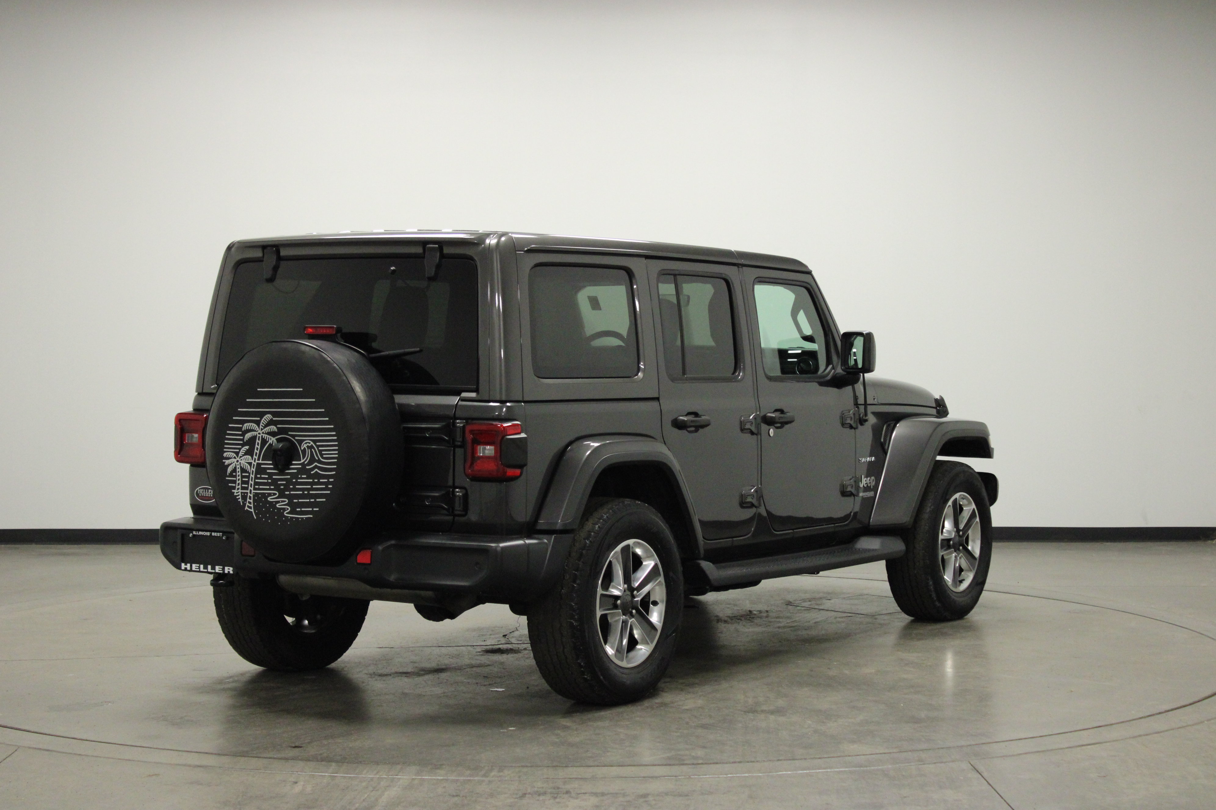 Used 2021 Jeep Wrangler Unlimited Sahara AWD/4WD image 8