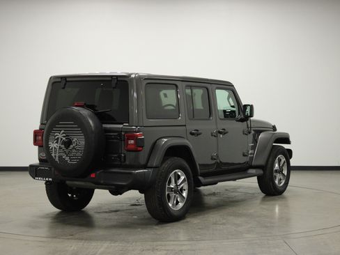 Used 2021 Jeep Wrangler Unlimited Sahara image 8