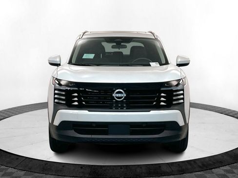 New 2025 Nissan Kicks SV w/ SV Premium Package image 8