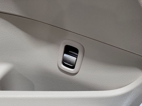 New 2025 Mercedes-Benz C 300 C 300 image 26