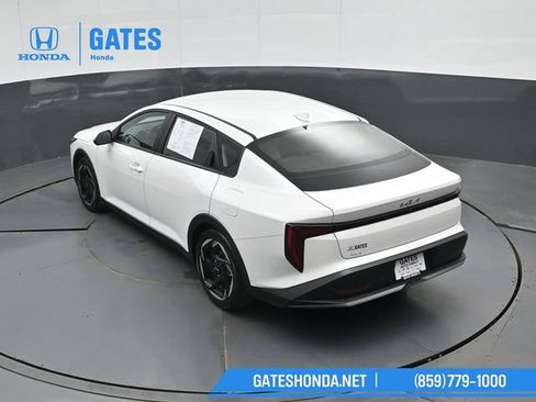 Used 2025 Kia K4 EX FWD image 53