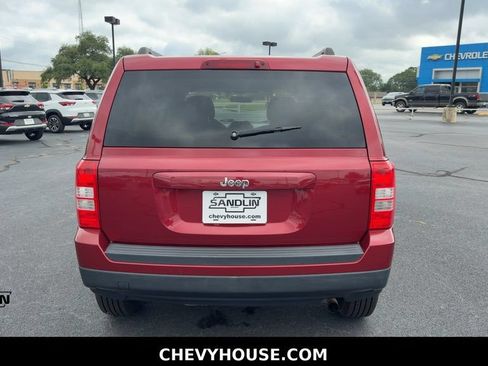 Used 2015 Jeep Patriot Sport w/ Power Value Group FWD image 8