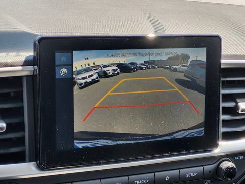 New 2026 Hyundai Venue SE FWD image 21