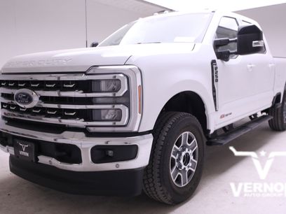 New 2026 Ford F250 Lariat w/ Lariat Premium Package