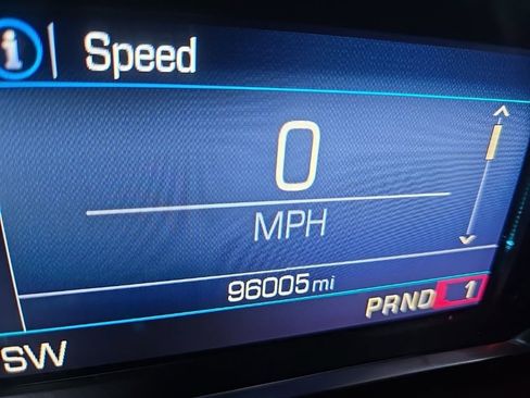 Used 2019 Chevrolet Equinox LT image 23