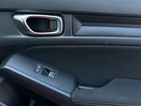 Used 2023 Honda Civic Sport image 18