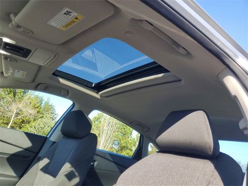 Certified 2025 Honda Accord SE image 12