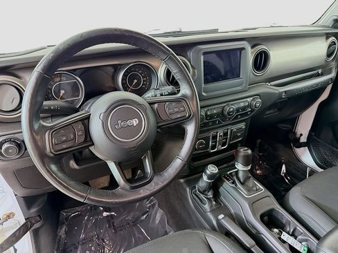Used 2019 Jeep Wrangler Unlimited Sport S AWD/4WD image 17