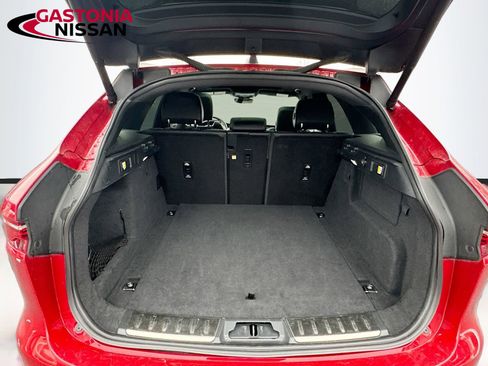 Used 2024 Jaguar F-PACE R-Dynamic S image 34